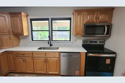 203 Springdale Drive, Warner Robins, GA 31088 - Photo 9