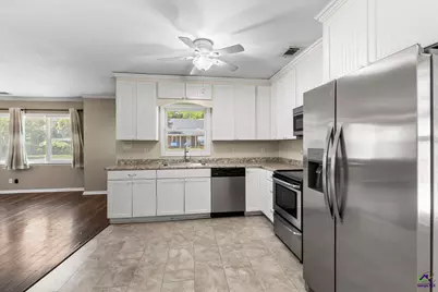 130 S Pleasant Hill Road, Warner Robins, GA 31088 - Photo 11