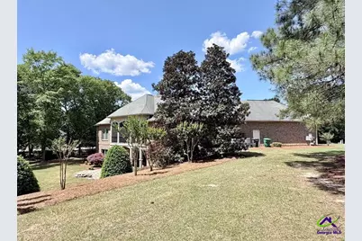 211 Lowpoint Trail, Warner Robins, GA 31093 - Photo 73
