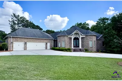 211 Lowpoint Trail, Warner Robins, GA 31093 - Photo 1