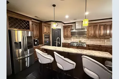 211 Lowpoint Trail, Warner Robins, GA 31093 - Photo 3