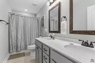 609 Daisy Dr, Perry, GA 31069 - Photo 19