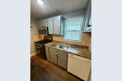 666 Woolfolk Street, Macon, GA 31217 - Photo 37