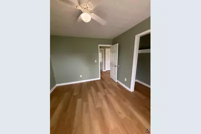 4668 Pine Valley Drive, Macon, GA 31210 - Photo 15