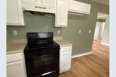 4668 Pine Valley Drive, Macon, GA 31210 - Photo 5