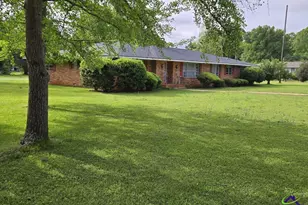 606 Westview Dr, Fort Valley, GA 31030 - Photo 1