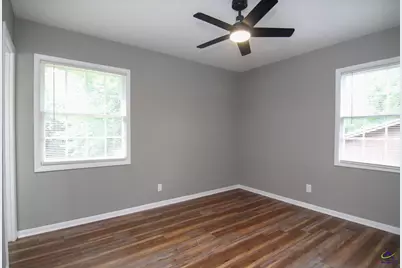 3938 Hartnerss Street, Macon, GA 31204 - Photo 7