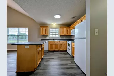 107 North Pointe Drive, Centerville, GA 31028 - Photo 5