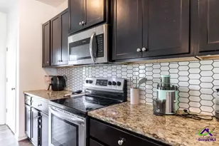 219 Ivy Glenn Dr, Perry, GA 31069 - Photo 11