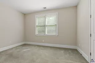 1032 SW Willowood Ln, Atlanta, GA 30331 - Photo 31