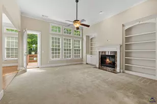 1032 SW Willowood Ln, Atlanta, GA 30331 - Photo 9