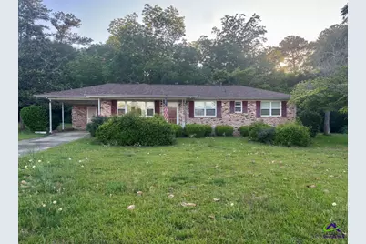 66 Lakeview Drive, Hawkinsville, GA 31036 - Photo 1