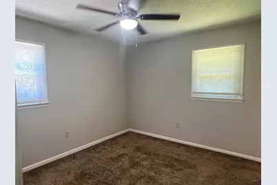 211 Laverne Drive, Warner Robins, GA 31088 - Photo 13