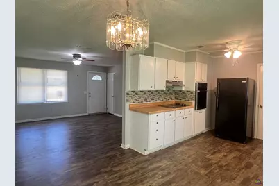 211 Laverne Drive, Warner Robins, GA 31088 - Photo 9