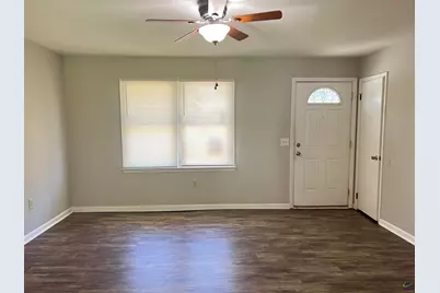 211 Laverne Drive, Warner Robins, GA 31088 - Photo 5