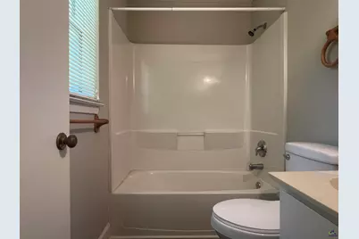 211 Laverne Drive, Warner Robins, GA 31088 - Photo 17