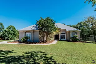 204 Clayton Ct, Warner Robins, GA 31088 - Photo 1