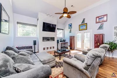 204 Clayton Court, Warner Robins, GA 31088 - Photo 7