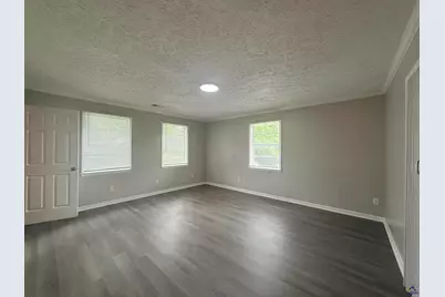 127 Kirkwood Circle, Warner Robins, GA 31088 - Photo 5