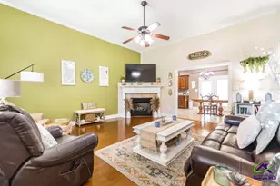 308 Flowing Meadows Dr, Kathleen, GA 31047 - Photo 7