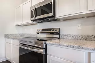 100 Bulloch Ct, Warner Robins, GA 31008 - Photo 3