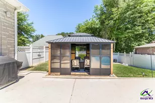 219 Royal Crest Cir, Kathleen, GA 31047 - Photo 5