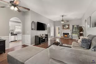 202 Sunnymeade Dr, Warner Robins, GA 31093 - Photo 5