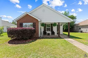 111 Brandonshire Ln, Bonaire, GA 31005 - Photo 1
