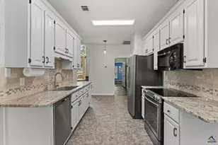 105 Gleneagle Dr, Byron, GA 31008 - Photo 7