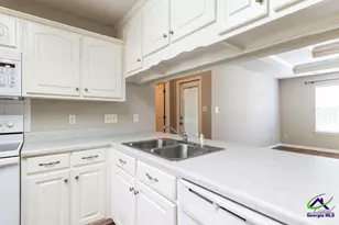 462 Falkirk, Warner Robins, GA 31088 - Photo 13