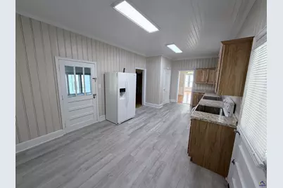 705 Evergreen Street, Perry, GA 31069 - Photo 7