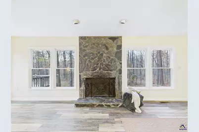 202 Hilltop Circle, Macon, GA 31210 - Photo 11