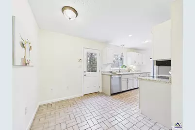 202 Hilltop Circle, Macon, GA 31210 - Photo 19