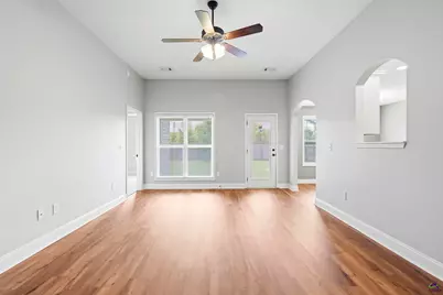 213 Winsted Court, Perry, GA 31069 - Photo 7