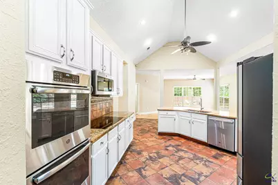 2022 Melrose Place, Kathleen, GA 31047 - Photo 41