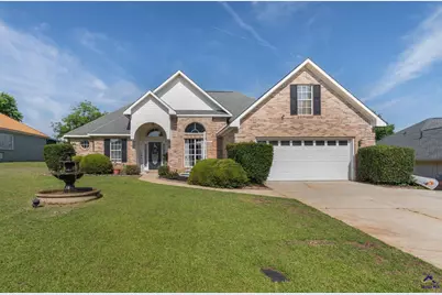 428 Cross Creek Way, Warner Robins, GA 31088 - Photo 1