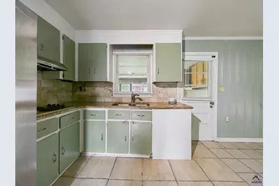 209 Bernard Drive, Warner Robins, GA 31093 - Photo 5