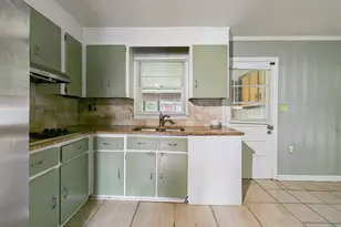209 Bernard Dr, Warner Robins, GA 31093 - Photo 5