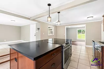 308 Clairmont Drive, Warner Robins, GA 31088 - Photo 11