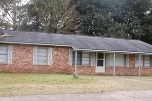 300 Palomino Ln, Warner Robins, GA 31088 - Photo 1