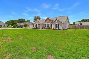 114 Ivey Ct, Warner Robins, GA 31088 - Photo 3
