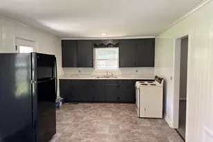 140 Malgene Dr, Cochran, GA 31014 - Photo 3