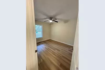 92 W Valley Drive, Fort Valley, GA 31030 - Photo 11