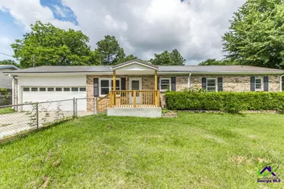 121 Napier Avenue, Warner Robins, GA 31093 - Photo 1
