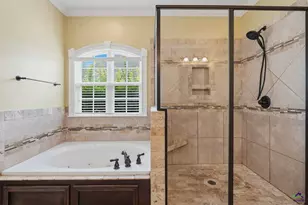 304 Montgomery St, Warner Robins, GA 31088 - Photo 41