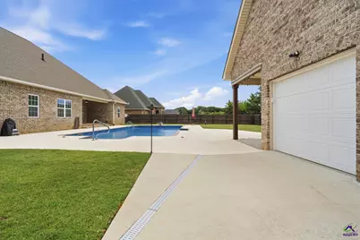 304 Montgomery Street, Warner Robins, GA 31088 - Photo 61