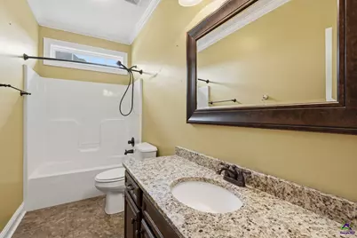 304 Montgomery Street, Warner Robins, GA 31088 - Photo 51