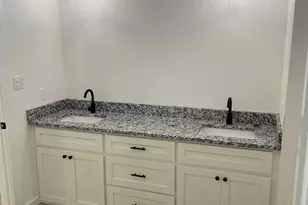 116 Pecan St, Cochran, GA 31014 - Photo 17