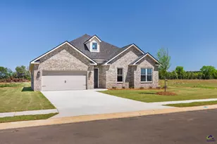 211 Farmland Circle, Perry, GA 31069 - Photo 1
