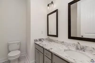 210 Farmland Circle, Perry, GA 31069 - Photo 17